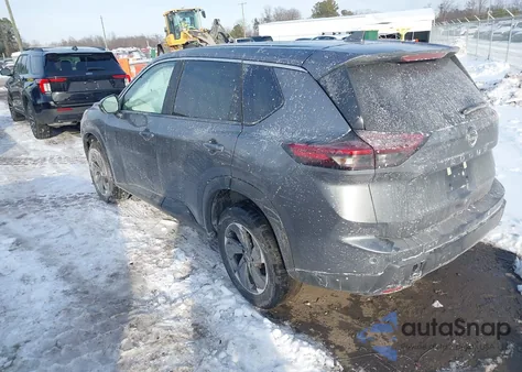 2025 Nissan Rogue Sv Fwd z USA, uszkodzony, nr VIN 5N1BT3BA4SC798281